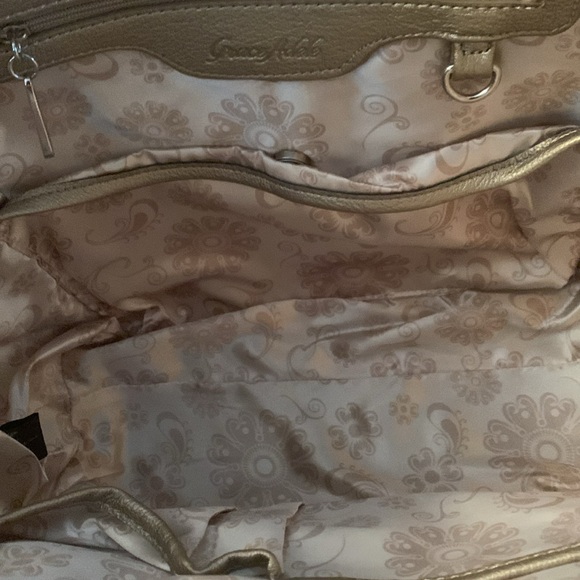 Grace Adele purse, clutch and scarf, cross body strap and dust bag - Picture 5 of 12